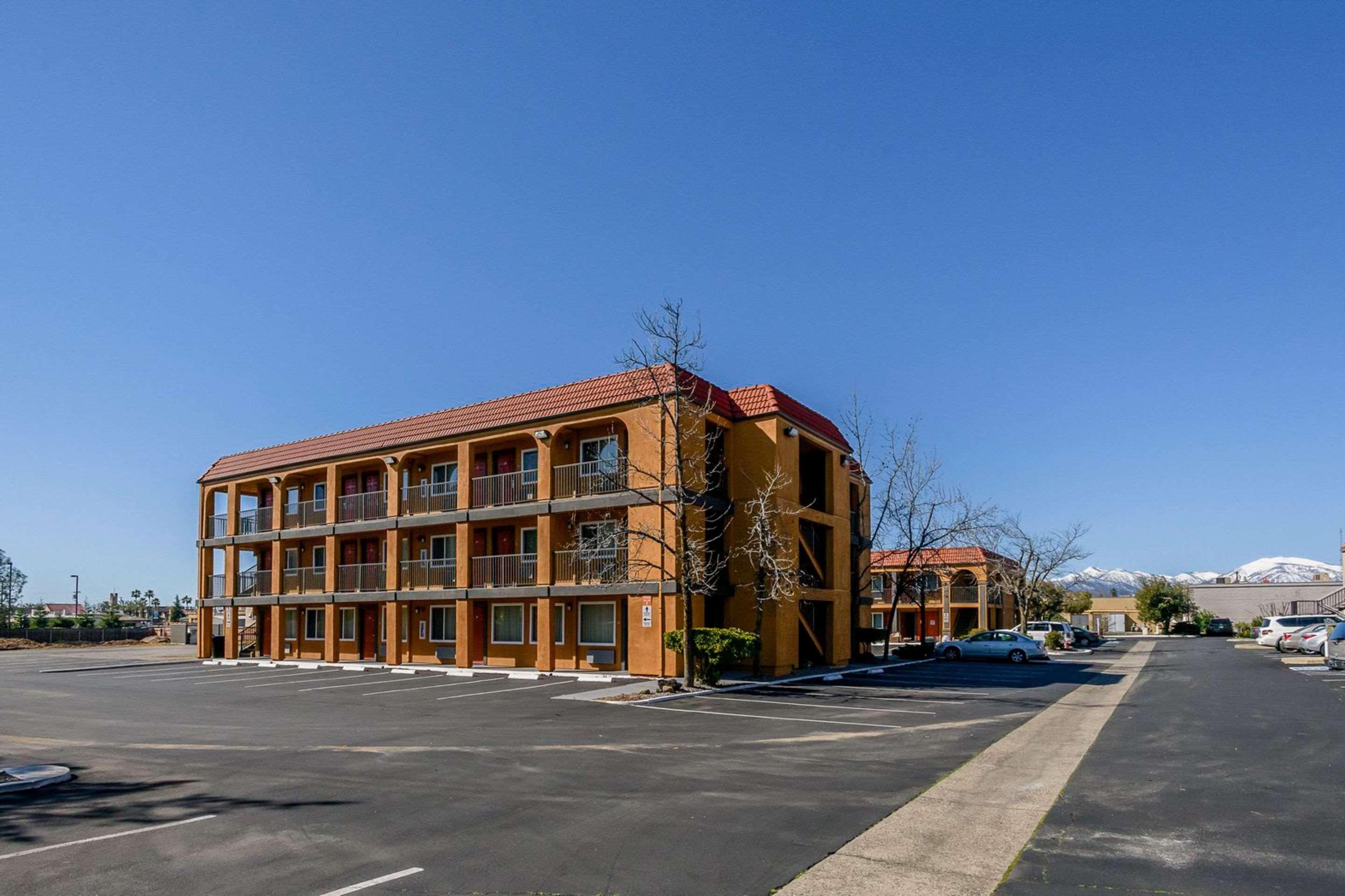 Quality Inn Redding Near I-5 Екстер'єр фото