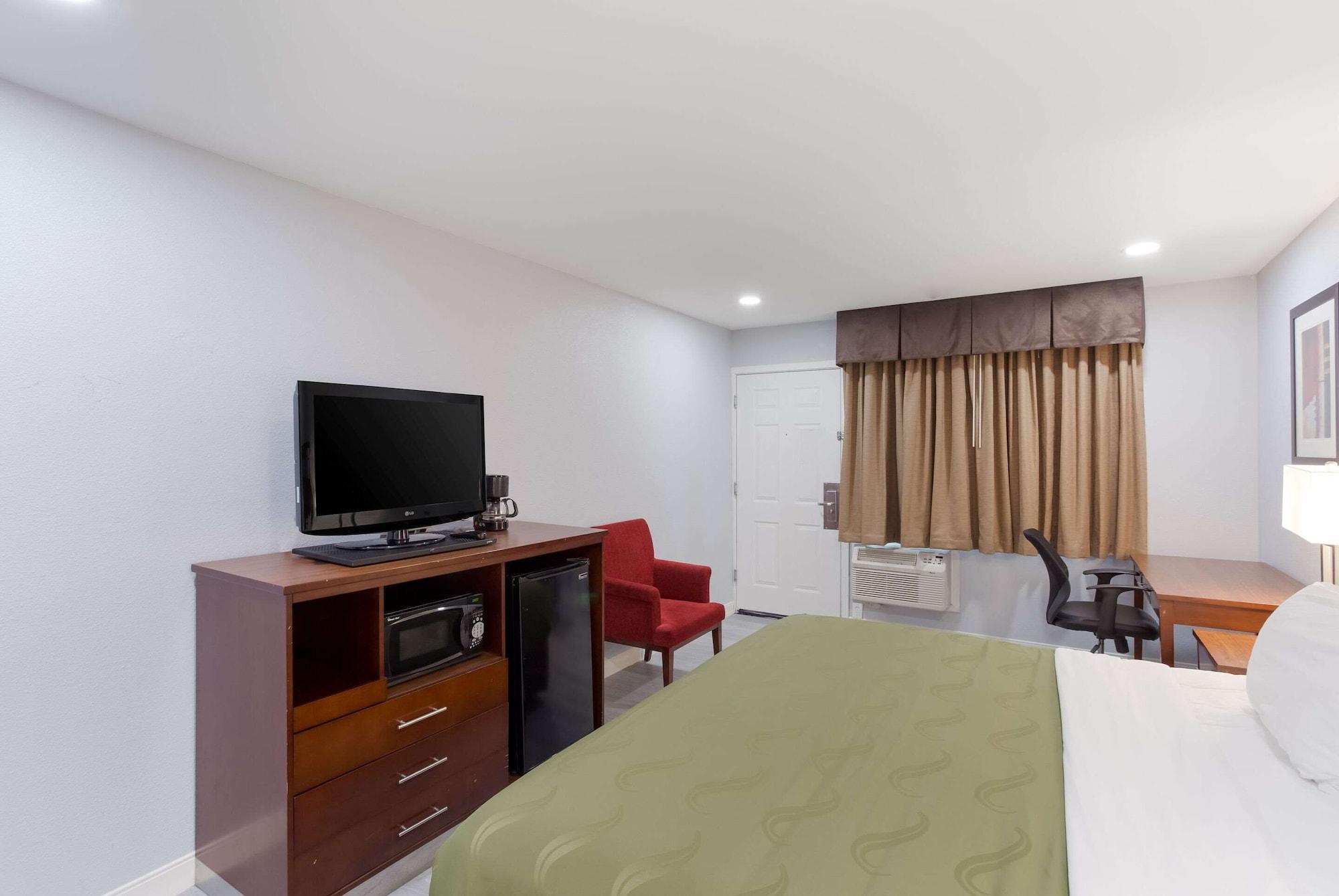 Quality Inn Redding Near I-5 Екстер'єр фото