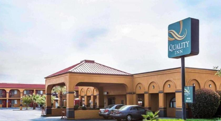 Quality Inn Redding Near I-5 Екстер'єр фото